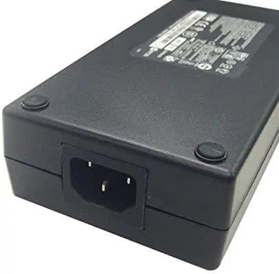 Charger AC Adapter Toshiba 19V 9.5A 180W PA3546E-1AC3 Compatible for Toshiba Qosmio X500 X505 X70 X70-A X75 X75-A X770 X775 X870 X875