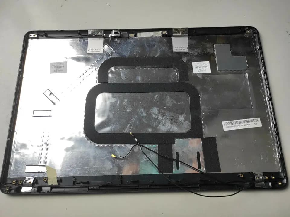 Housing LCD Back Cover HP Compaq Presario CQ62 15,6 605905-001 605909-001