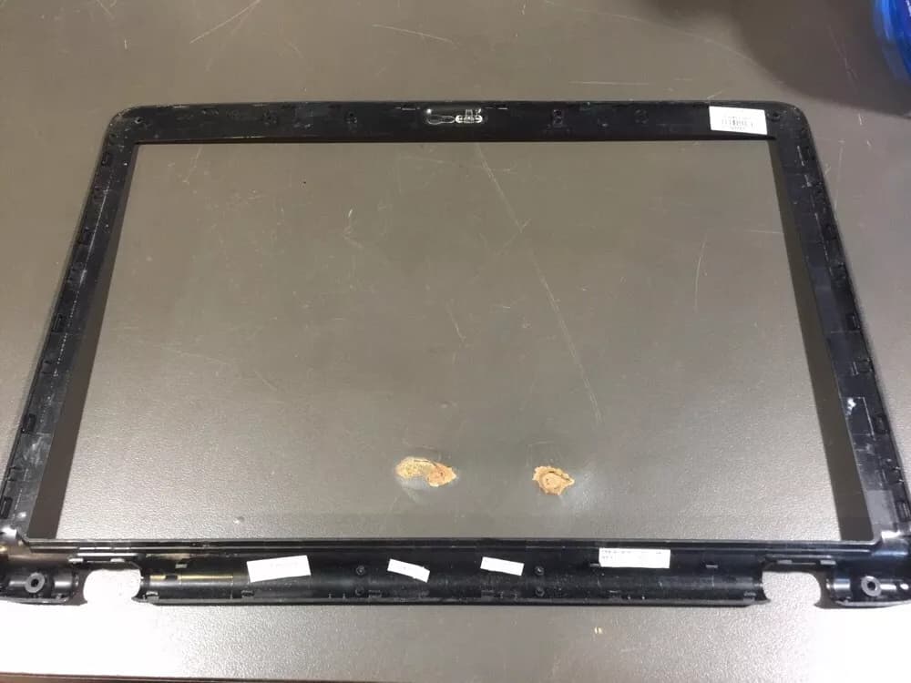 HP Pavilion DV2000 Front LCD Cover/Bezel 430457-001 ( Used )