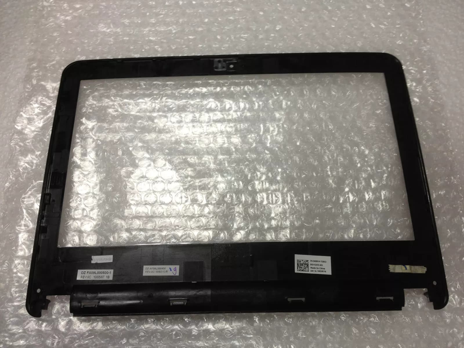 Dell Inspiron 11z LCD Frame Cover Cam Port - 6DRY4 06DRY4 ( Used )