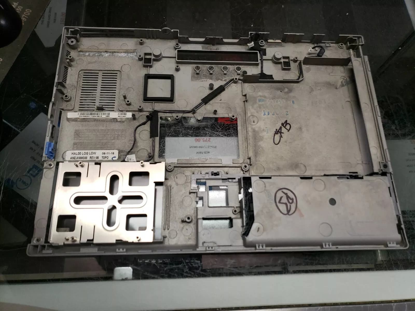 Dell Latitude D620 Laptop Bottom Case & palmrest with Touchpad ( Used )