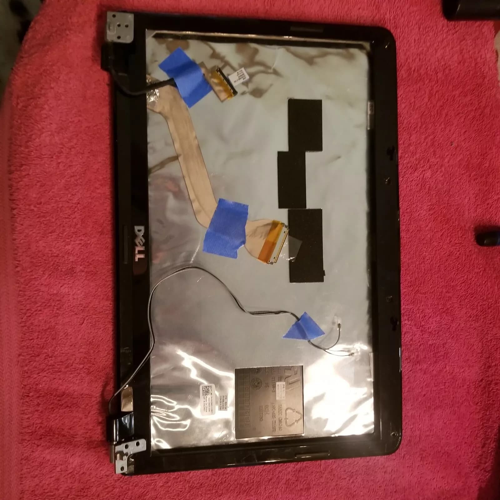 Dell Vostro A860 Laptop 15.6" LCD Back Cover with hinges, wifi ante ( Used )