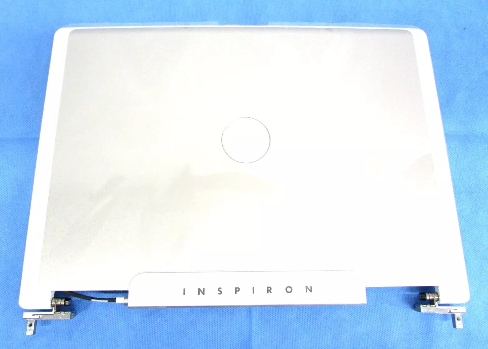 LCD Back Cover Dell Inspiron 1505 6400 E1505 with Hinges UW737 ( Used )