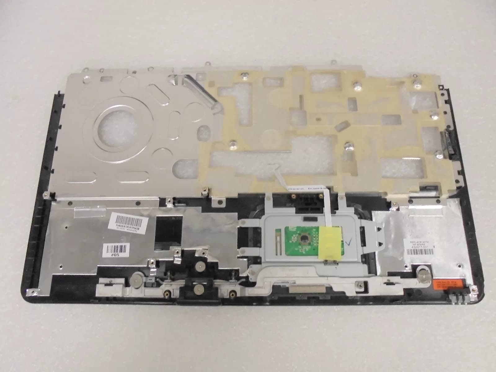 Palmrest & Touchpad HP Pavilion DV9000 Series 432977-001 ( Used )