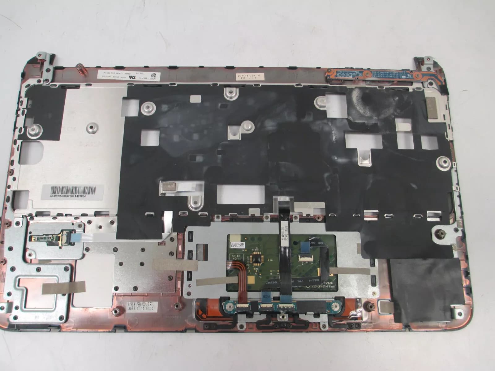Palmrest Cover HP Pavilion DV6 6000 665357-001 ( Used )