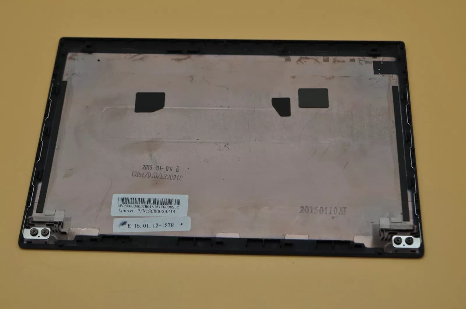 Lenovo Thinkpad X240 X250 LCD Back Cover 04X5359 AP0SX000400 ( Used )