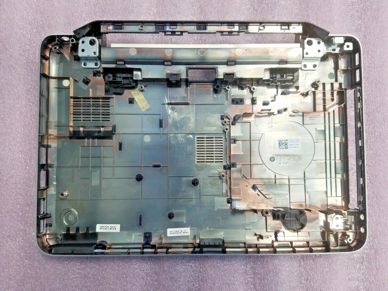 Laptop Bottom Case Dell Inspiron N4050 9KJPV ( Used )