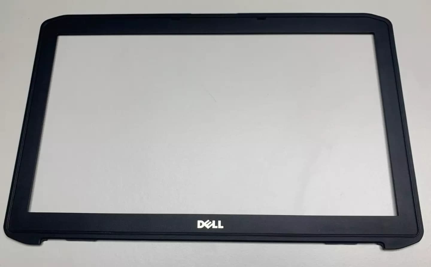 Dell Latitude E5530 LCD Screen Frame 0CC26W ( Used )
