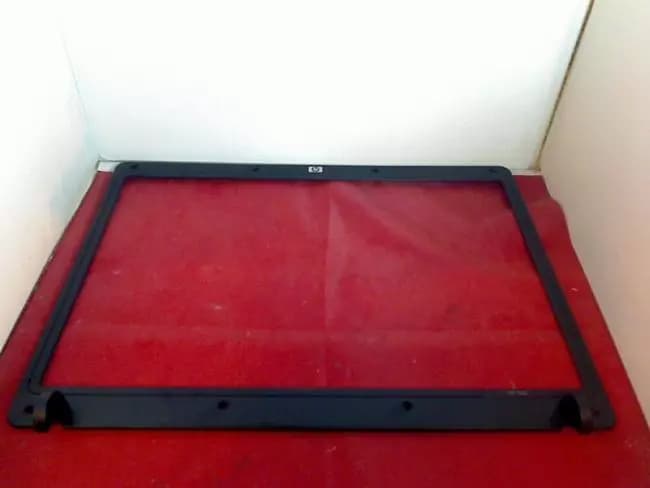 LCD Display Cover Frame for HP 530 ( Used )