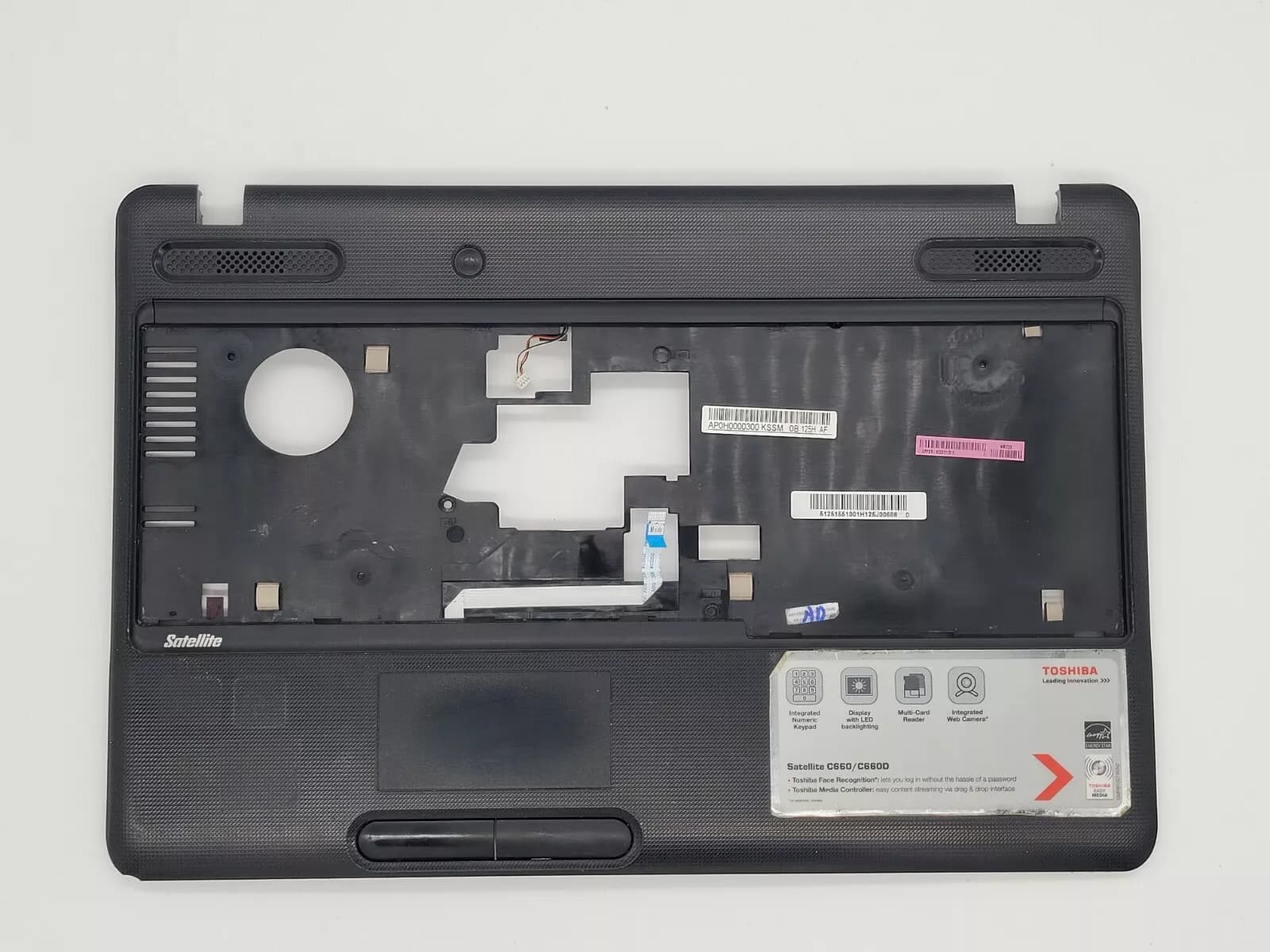 Toshiba Satellite C660 C660D Touchpad Palmrest Black ( Used )