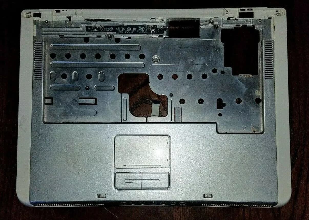 Palmrest Cover Dell Inspiron 6400 PP20L HF909 EAFM1005014 ( Used )