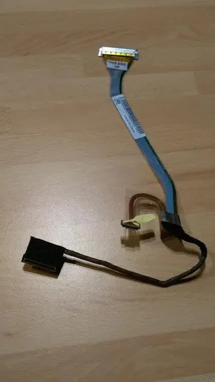Flat LCD Cable For DELL Latitude D600 Series Monitor Display Screen ( Used )