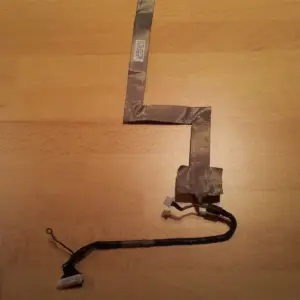 Flat LCD Cable For Toshiba Satellite A60 SA60 Display Monitor Screen ( Used )